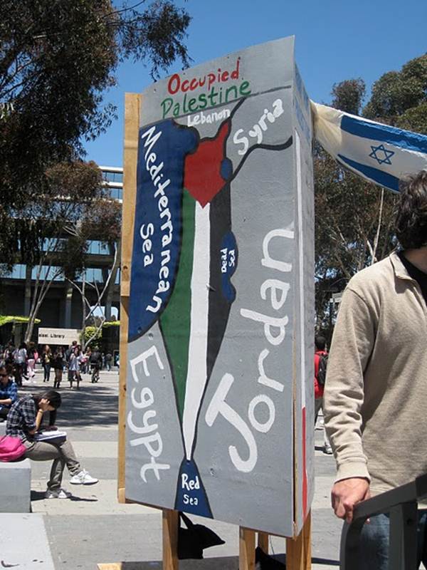 Source Credit: Justice in Palestine week at UCSD: 2010 Justice in Palestine exhibit prominently displayed on Library Walk